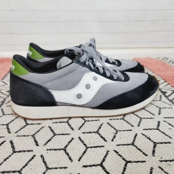 Saucony Hornet Sneaker in Black & Gray, sz 8.5 - Picture 3 of 11